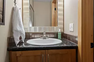 22539 Martee Ln, Bend, OR 97701 - Photo 12
