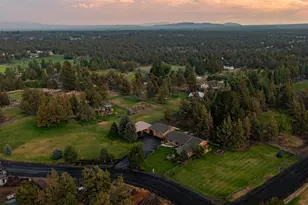 22539 Martee Ln, Bend, OR 97701 - Photo 86