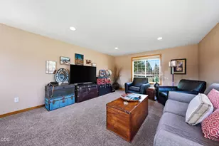 22539 Martee Ln, Bend, OR 97701 - Photo 44