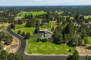 22539 Martee Ln, Bend, OR 97701 - Photo 128