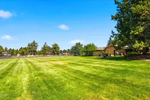 22539 Martee Ln, Bend, OR 97701 - Photo 114