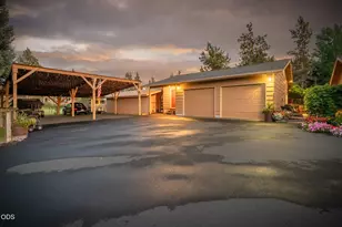 22539 Martee Ln, Bend, OR 97701 - Photo 74