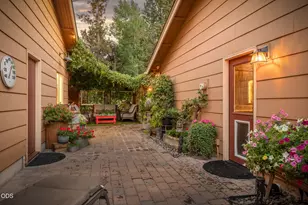 22539 Martee Ln, Bend, OR 97701 - Photo 150
