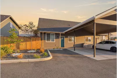 412 Azalea Court, Talent, OR 97540 - Photo 1