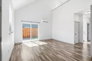 412 Azalea Ct, Talent, OR 97540 - Photo 6