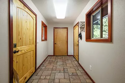 13500 Lava Lane, Klamath Falls, OR 97603 - Photo 34