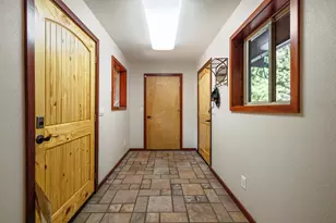 13500 Lava Ln, Klamath Falls, OR 97603 - Photo 34