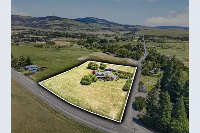 39 E Valley View Road, Ashland, OR 97520 - Photo 2