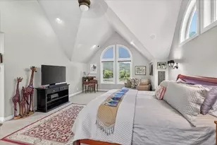 39 E Valley View Rd, Ashland, OR 97520 - Photo 36