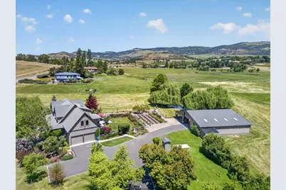 39 E Valley View Road, Ashland, OR 97520 - Photo 70