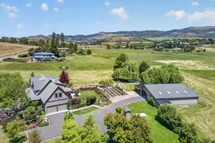 39 E Valley View Rd, Ashland, OR 97520 - Photo 70