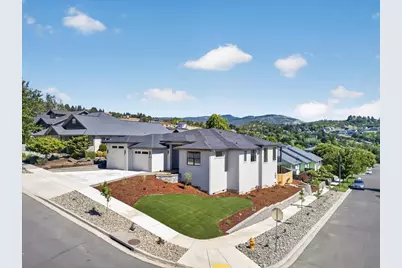 4302 Vista Pointe Drive, Medford, OR 97504 - Photo 40