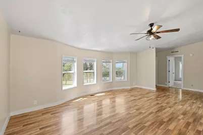235 Dearing Way, Grants Pass, OR 97527 - Photo 4