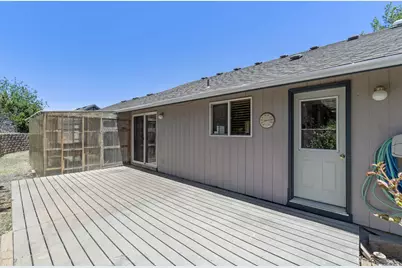 2630 Frontage Road, Klamath Falls, OR 97601 - Photo 56