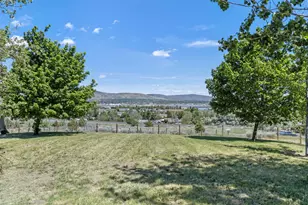 2630 Frontage Rd, Klamath Falls, OR 97601 - Photo 16