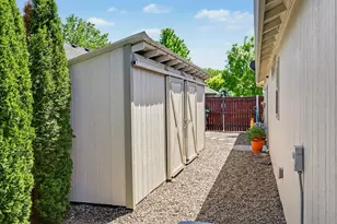 3261 Dearborn Ln, Medford, OR 97504 - Photo 40