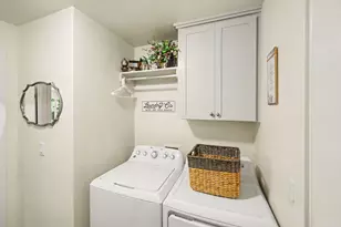 3261 Dearborn Ln, Medford, OR 97504 - Photo 26
