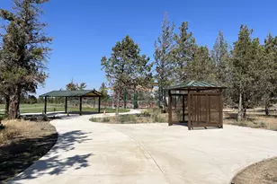 3871 NE Petrosa Ave, Bend, OR 97701 - Photo 26