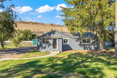 2555 SE Paulina Highway, Prineville, OR 97754 - Photo 2