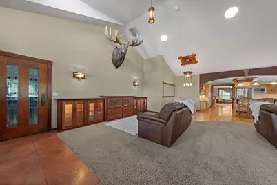21925 Bear Creek Road, Bend, OR 97701 - Photo 18