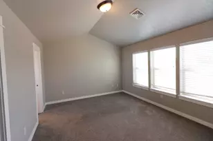 1432 NW Spruce Ct, Redmond, OR 97756 - Photo 8