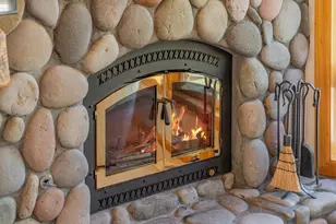 17948 Shadow Ln, Sunriver, OR 97707 - Photo 18