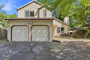 17733 SW Pointe Forest Ct, Beaverton, OR 97006 - Photo 2