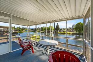286 Lakeview Dr, Grants Pass, OR 97526 - Photo 1