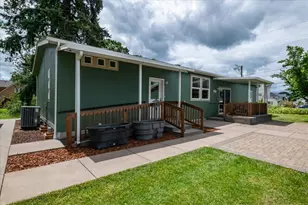1017 N 2nd St, Jefferson, OR 97352 - Photo 4