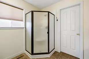 1431 Yellowstone Ave, Medford, OR 97504 - Photo 40