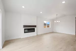 458 NW Birdie Ln, Madras, OR 97741 - Photo 14