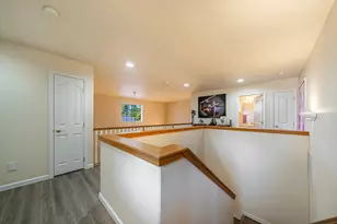 3464 Poppywoods Dr, Medford, OR 97504 - Photo 16