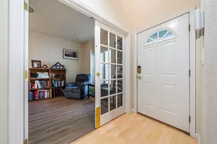3464 Poppywoods Dr, Medford, OR 97504 - Photo 6