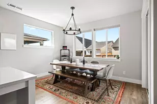 3010 NE Nipper Dr, Bend, OR 97701 - Photo 10