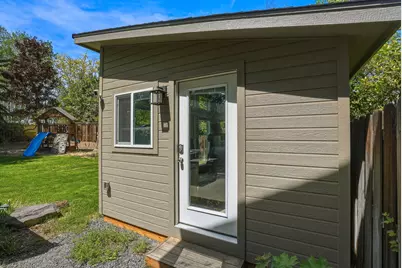 973 NE Paula Drive, Bend, OR 97701 - Photo 42