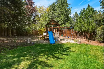 973 NE Paula Drive, Bend, OR 97701 - Photo 48