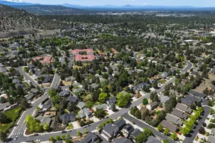 973 NE Paula Dr, Bend, OR 97701 - Photo 64