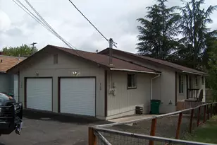 118 Nevada St, Klamath Falls, OR 97601 - Photo 2