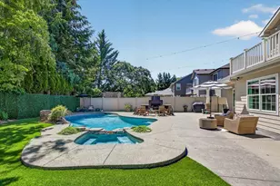 4573 Wolf Run Dr, Medford, OR 97504 - Photo 30
