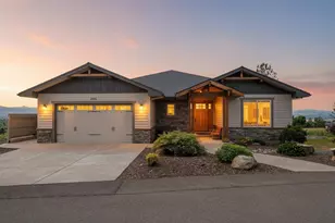 3250 Annapolis Dr, Medford, OR 97504 - Photo 1