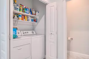 10737 Village Loop, Redmond, OR 97756 - Photo 24