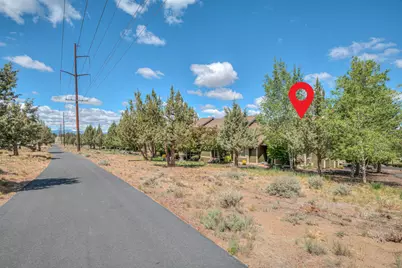 10737 Village Loop, Redmond, OR 97756 - Photo 30