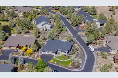 1194 Highland View Loop, Redmond, OR 97756 - Photo 34