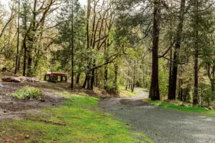 3866 Placer Rd, Wolf Creek, OR 97497 - Photo 34