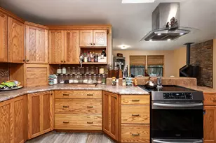 3866 Placer Rd, Wolf Creek, OR 97497 - Photo 8