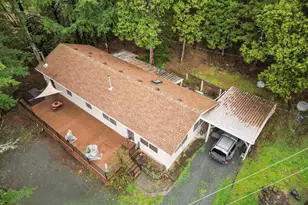 3866 Placer Rd, Wolf Creek, OR 97497 - Photo 2