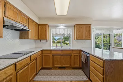 992 Auby Way, Grants Pass, OR 97527 - Photo 10