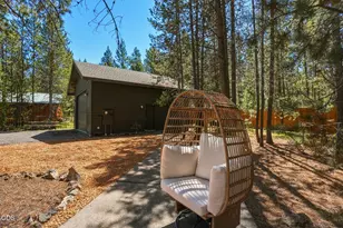 55827 Wood Duck Dr, Bend, OR 97707 - Photo 48