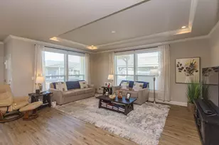333 Mountain View Dr, Talent, OR 97540 - Photo 6