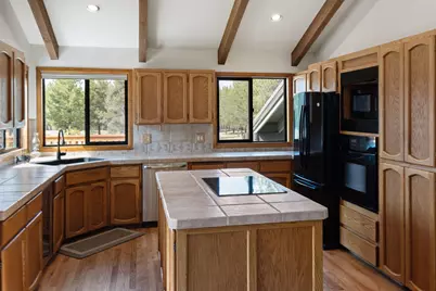 17235 S Century Drive, Bend, OR 97707 - Photo 8
